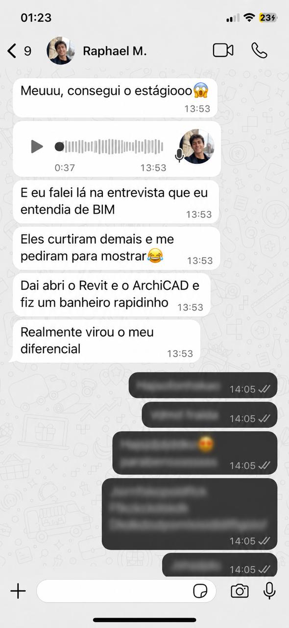 Print de conversa: Raphael M. conseguiu o primeiro estágio